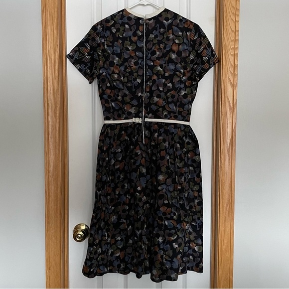 Vintage 1950s Carol Brent Floral Printed Short Sleeve Dress - Picture 6 of 8